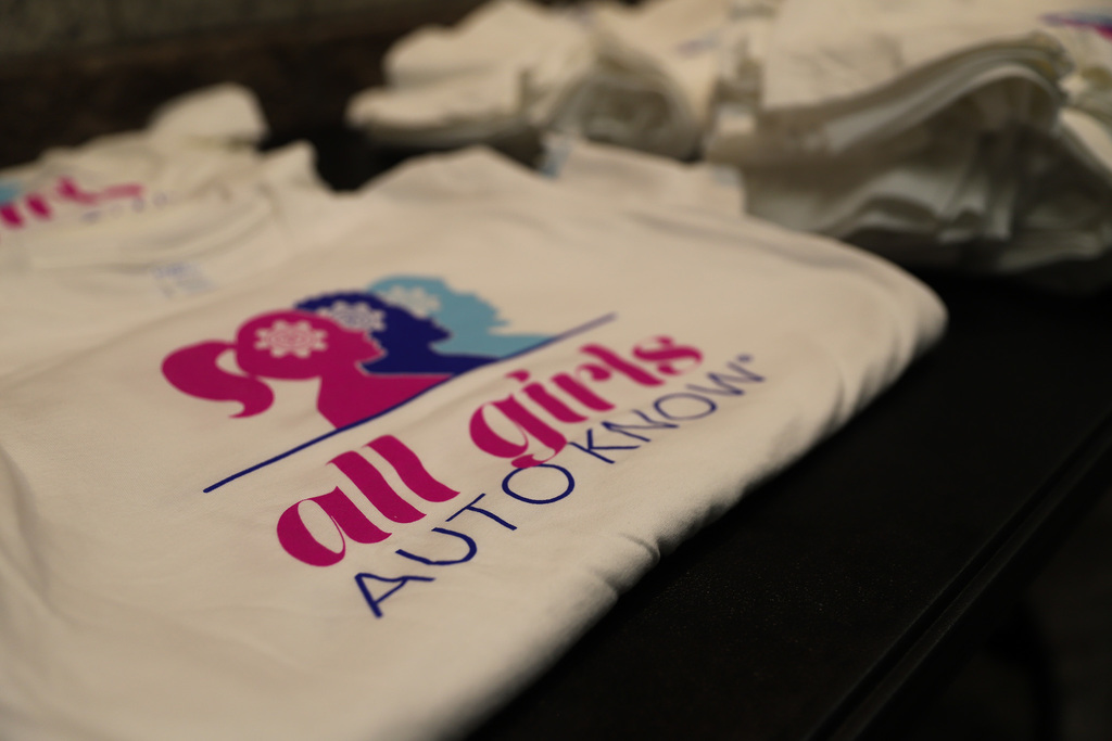 All Girls Auto Know shirts at BGJHS