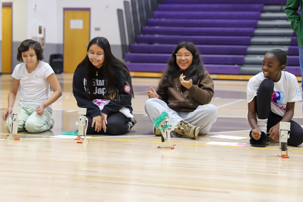 All Girls Auto Know: Racing robots