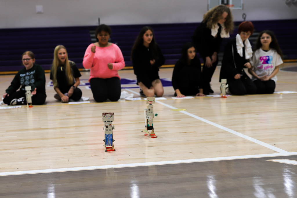 All Girls Auto Know: Racing robots