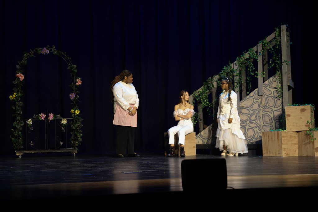 Juliet Nurse and Mother