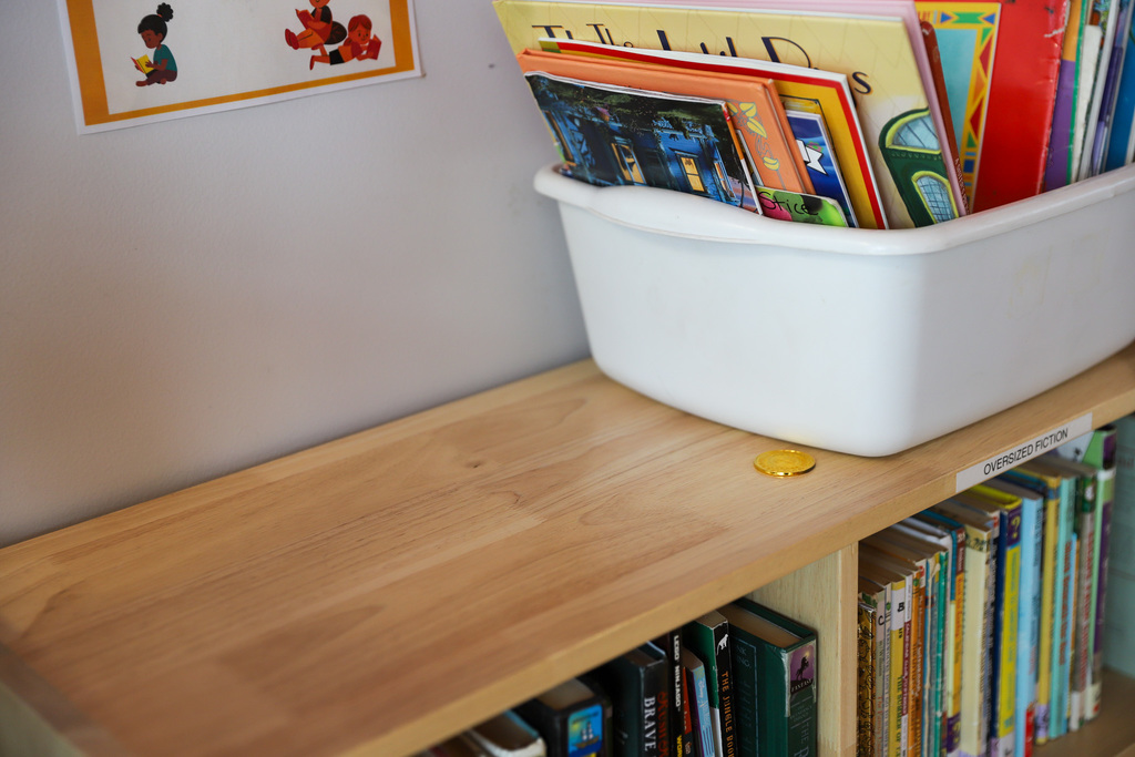 Finding coins on the shelf