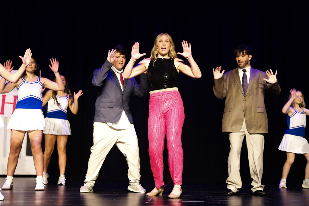 Legally Blonde: Dancing Essay