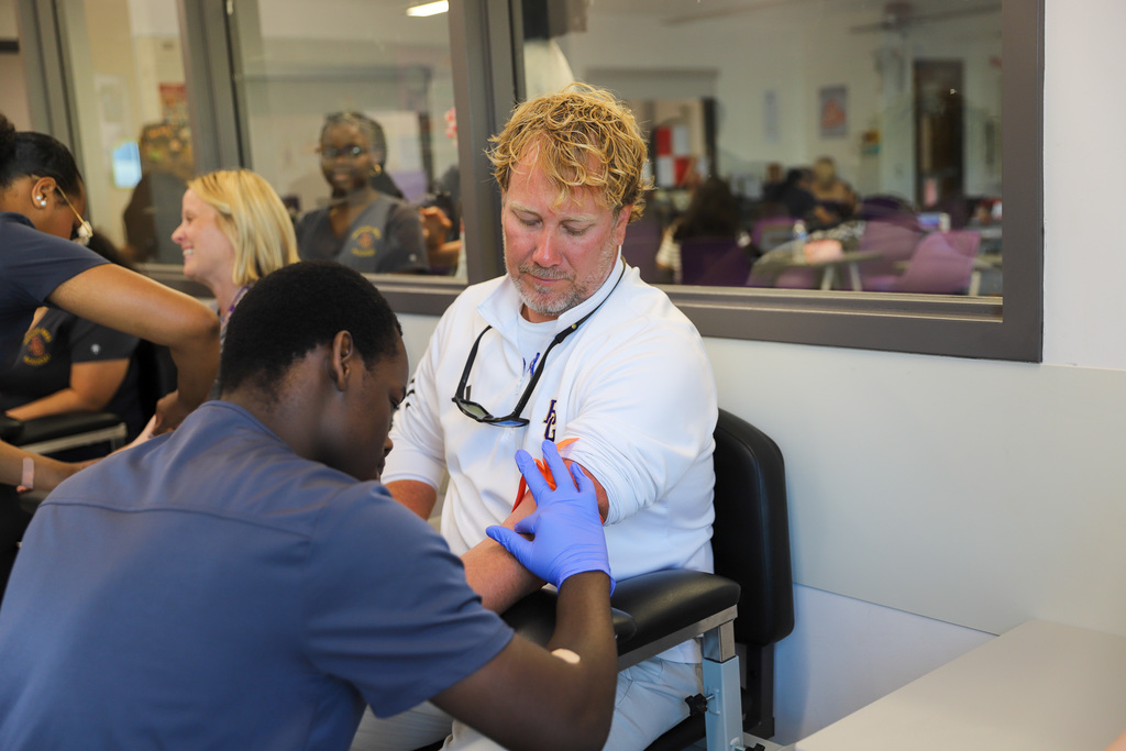 Medical Arts Academy Lab: checking veins