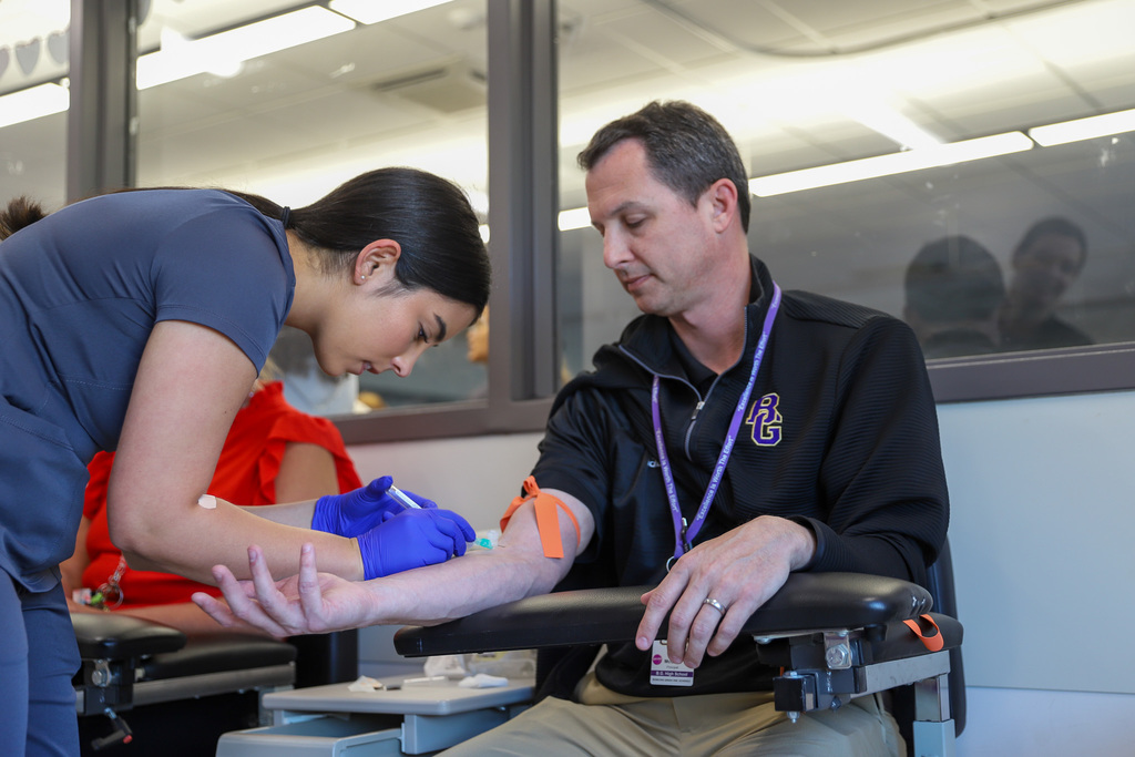 Medical Arts Academy Lab: drawing blood