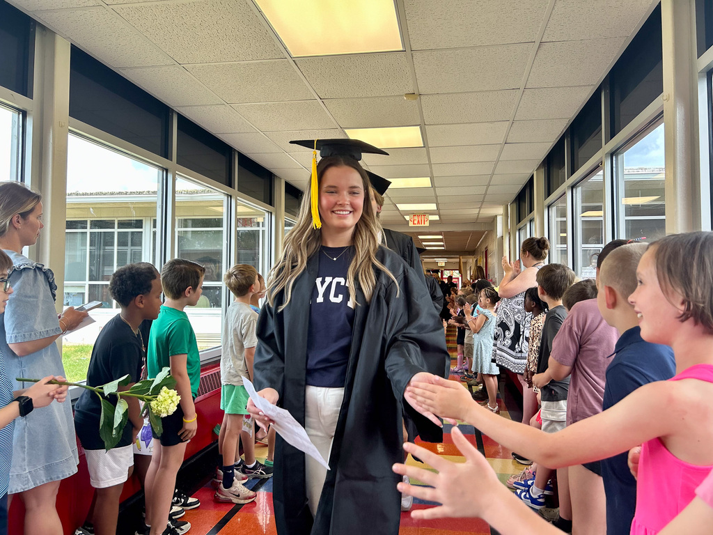 Grad Walk Potter Gray Rainbow Hall