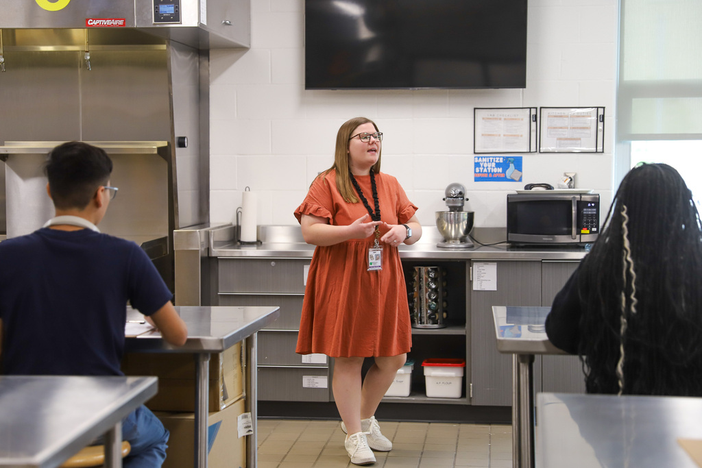 Ms. Whitis leads discussion in the Culinary Lab
