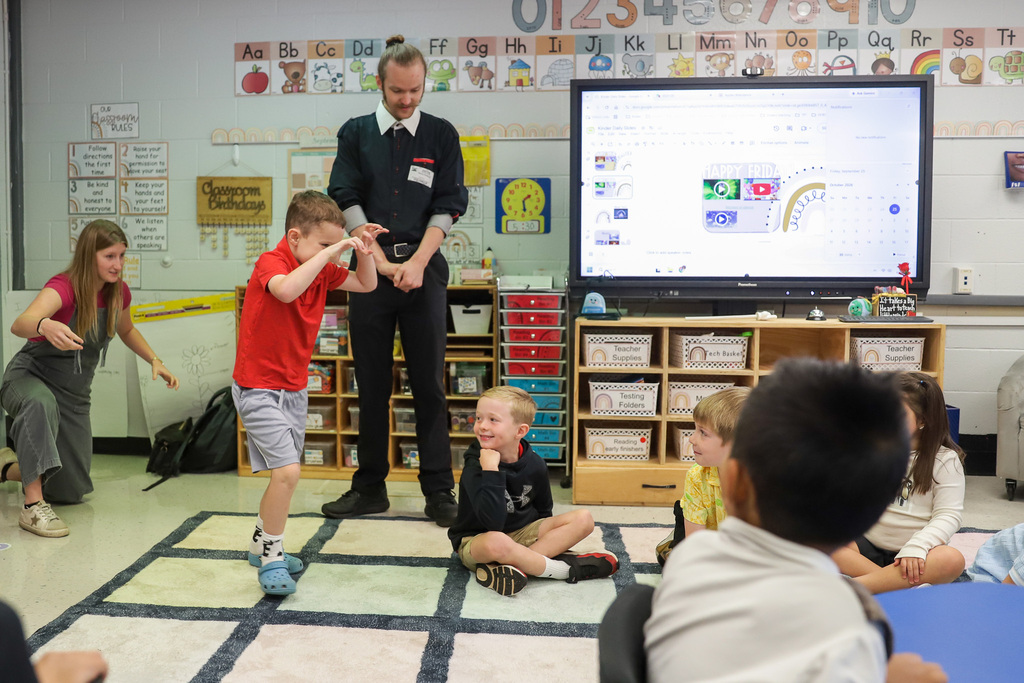 Kindergarten students act out "The Boy Who Cried Wolf"