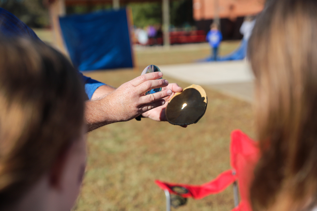 Starting a fire: Hatchet Survival Challenge