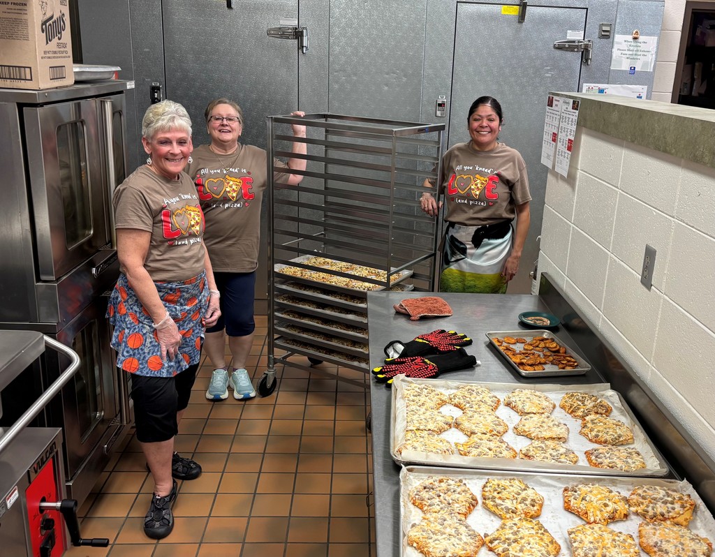 Presidents' Day Pizza with our fabulous Kitchen crew