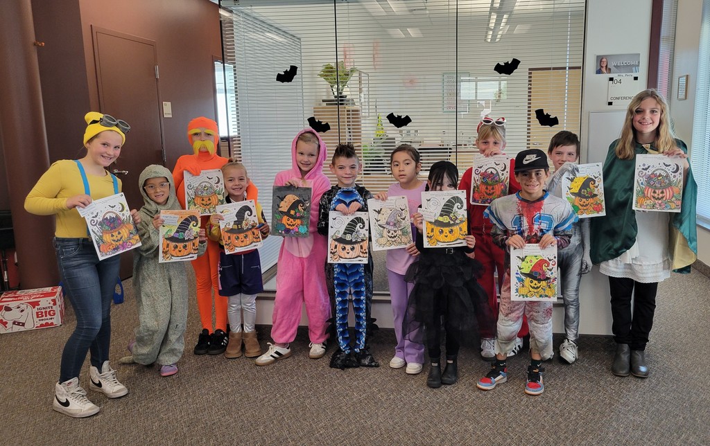 Red Ribbon Week coloring contest winners!