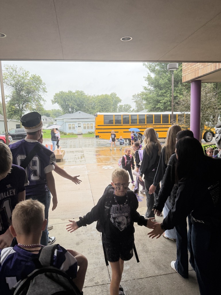 Good Vibe Friday: Homecoming