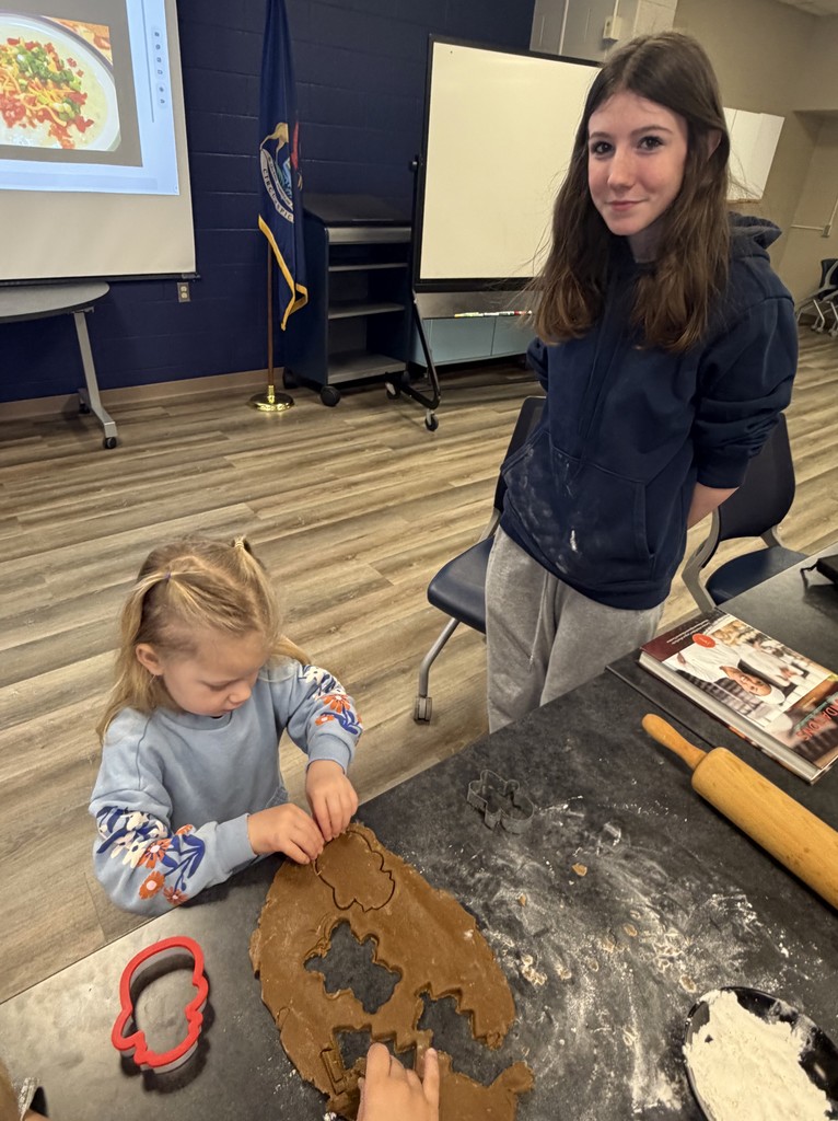 Cookie cutting with Early Learners and the culinary students
