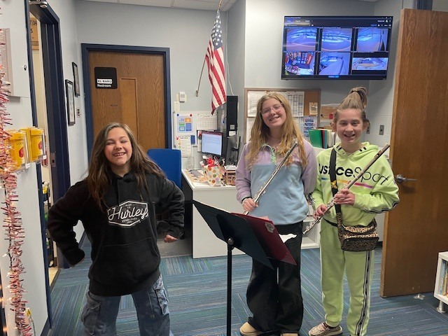 Band Students Caroling in the ES Building