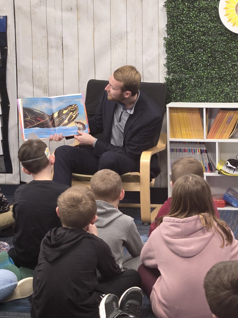 Rep Fairbairn Reads to 3rd Class Class