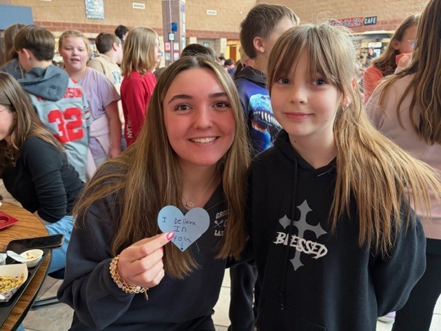 4th Grade Shares Kind Notes With High School 