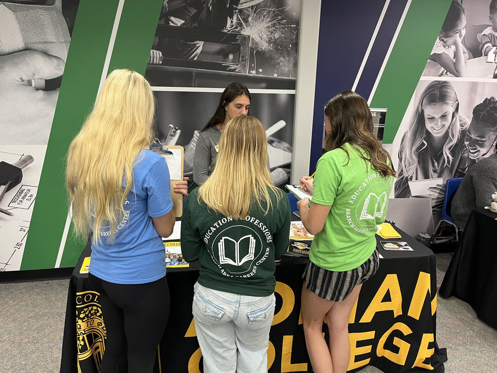 College.Day.IV