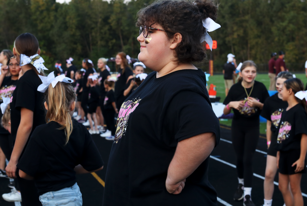 young girl cheerleading