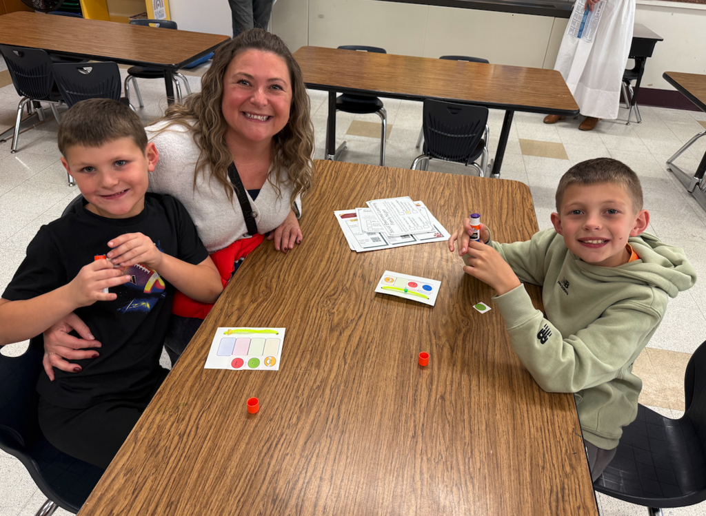 kids with parent at bingo