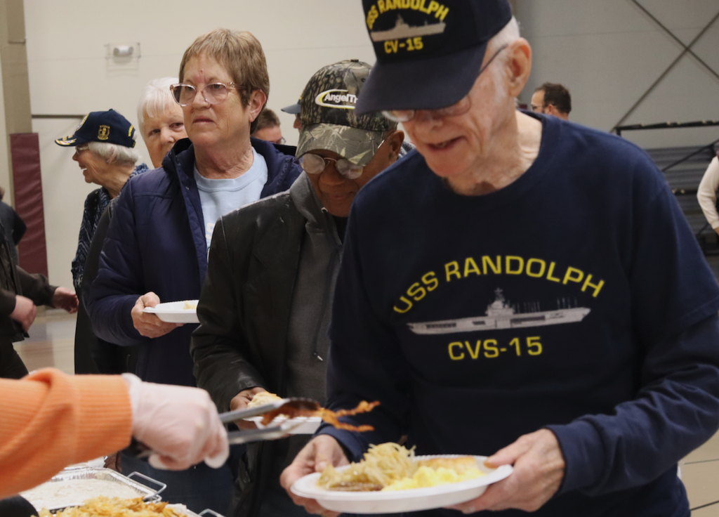 veterans getting breakfast