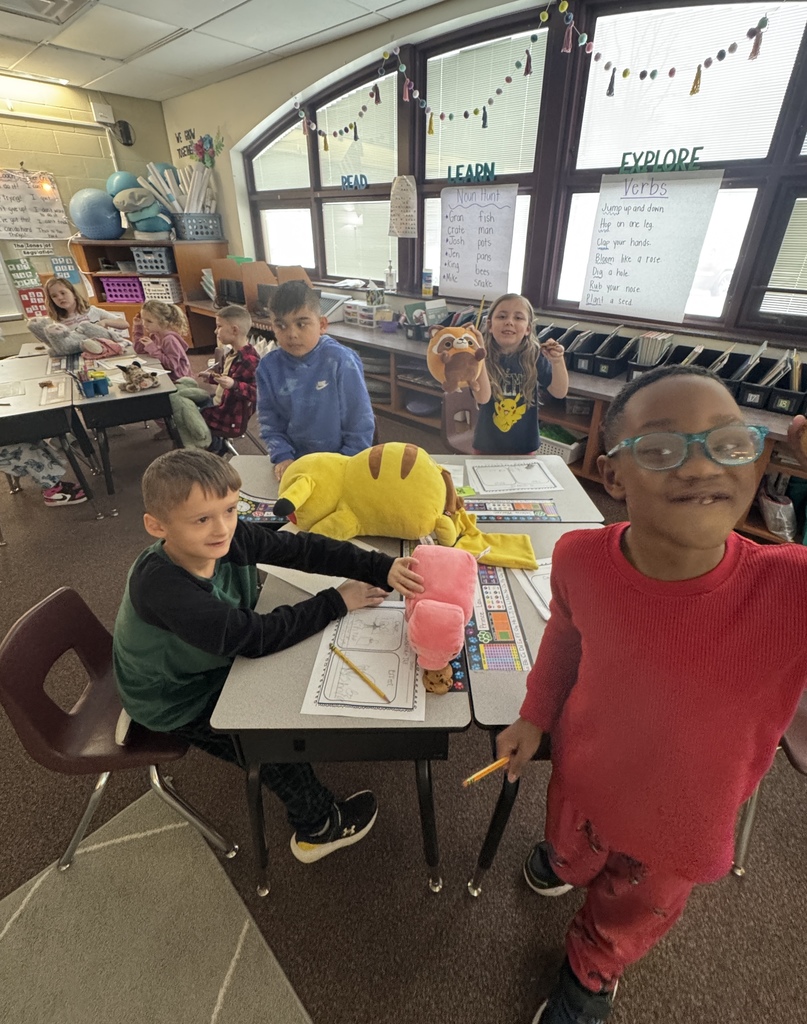 kids in class with stuffed animals