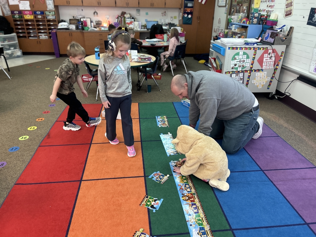 students doing puzzles