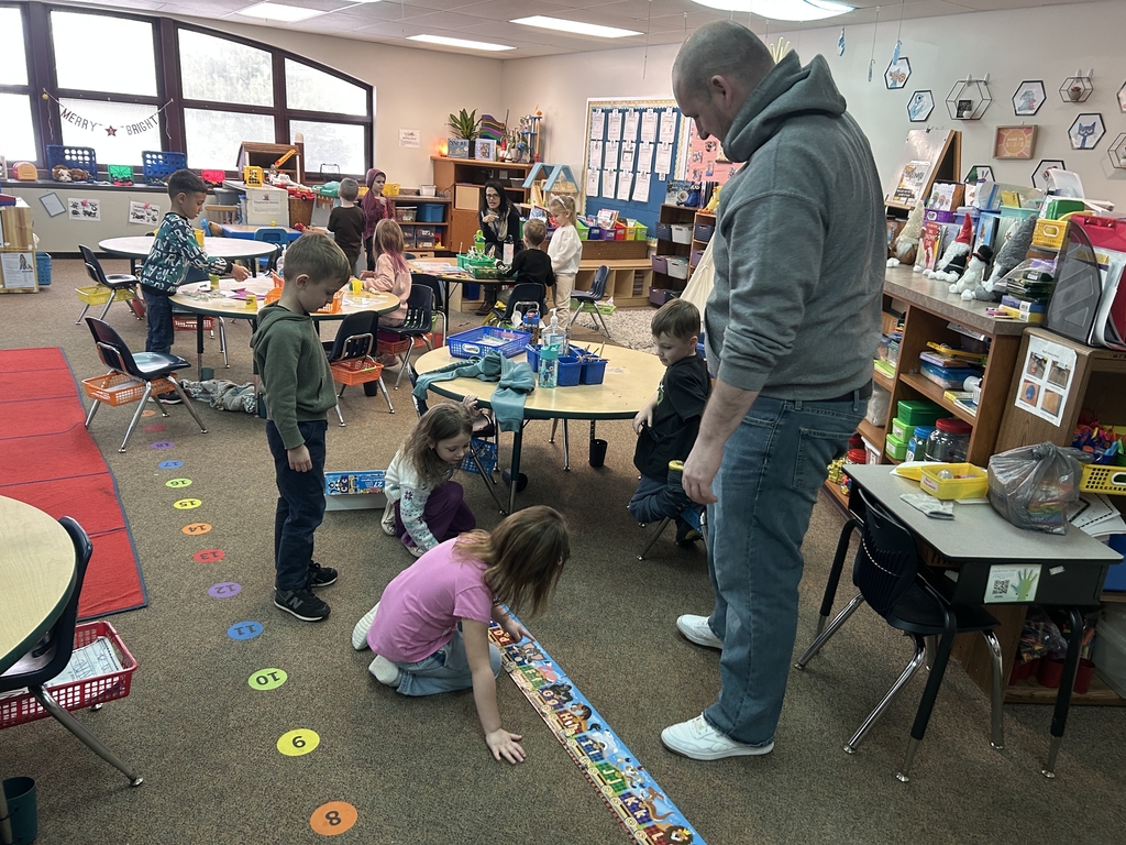 students doing puzzles
