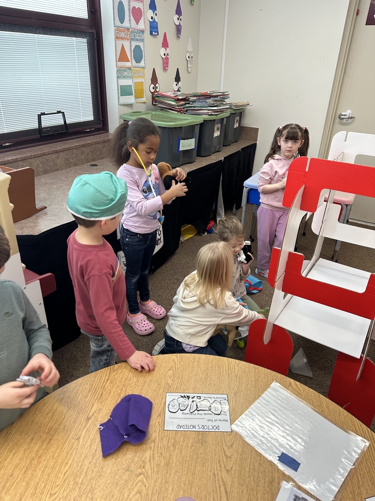 kids playing vet clinic