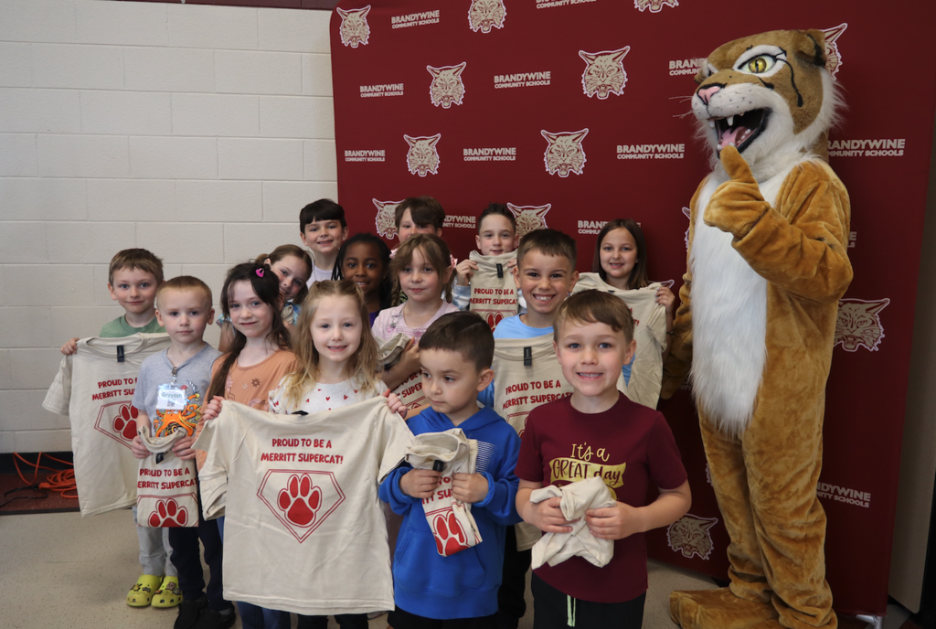 ssupercats group of kids with bobcats