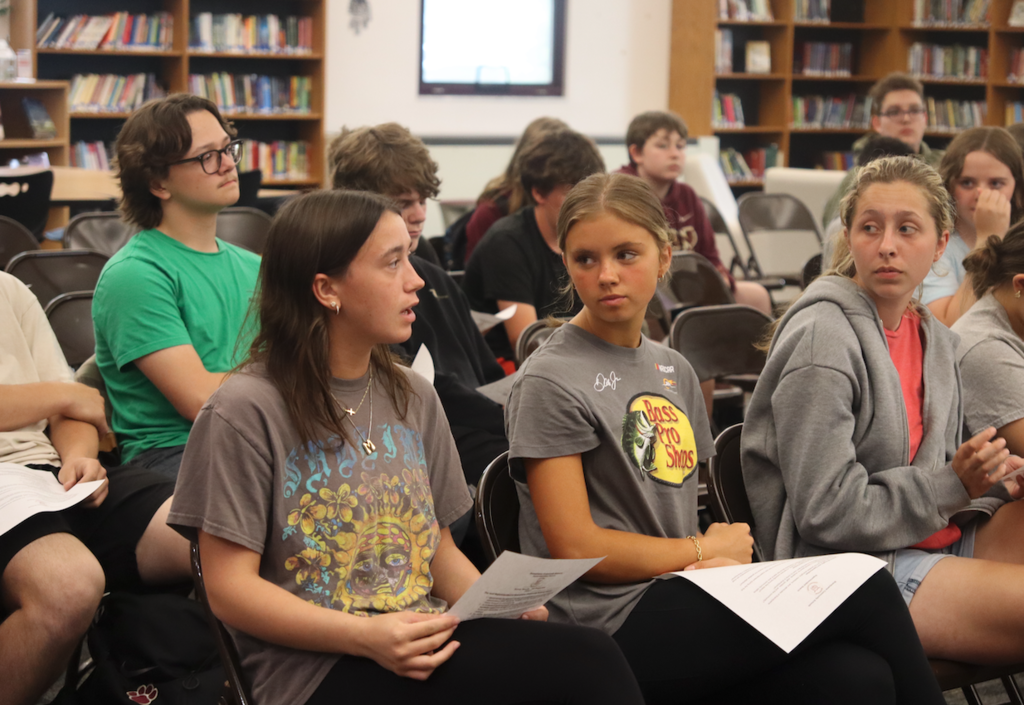 students at forum for superintendent search