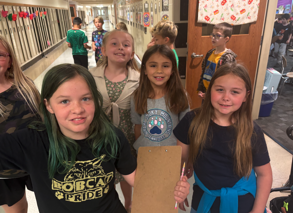 girls doing scavenger hunt