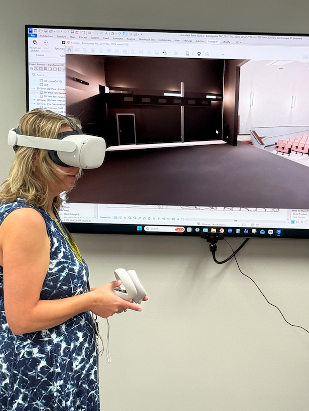 amanda doing virtual tour
