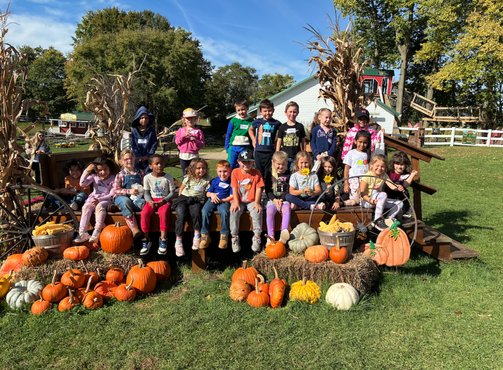 kidnergarten class at amazing acres
