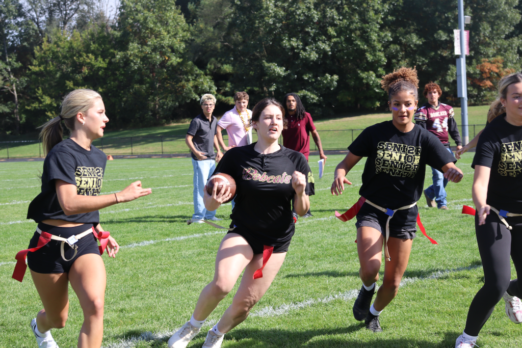 powderpuff girls running on field