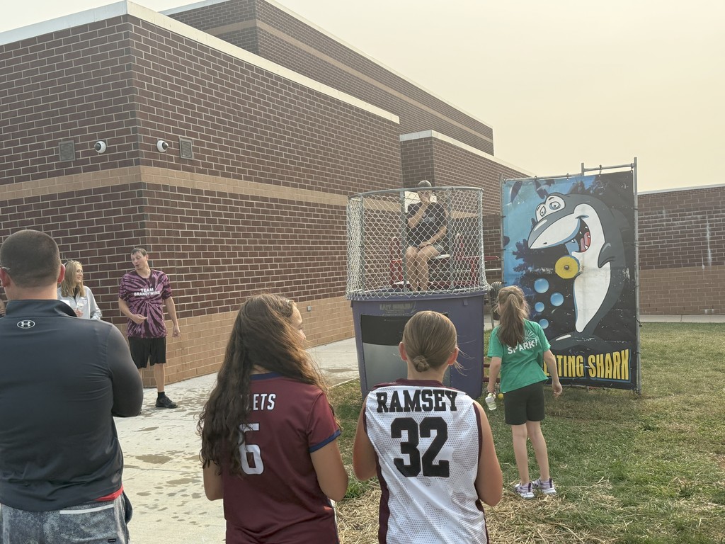 dunk tank