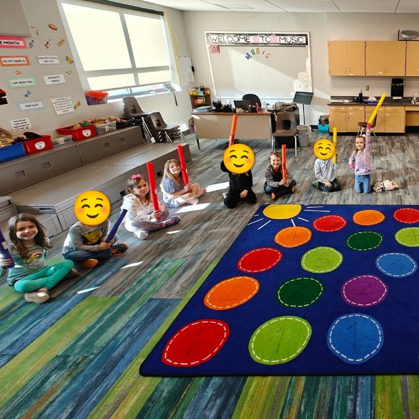 Kindergarten uses Boomwackers