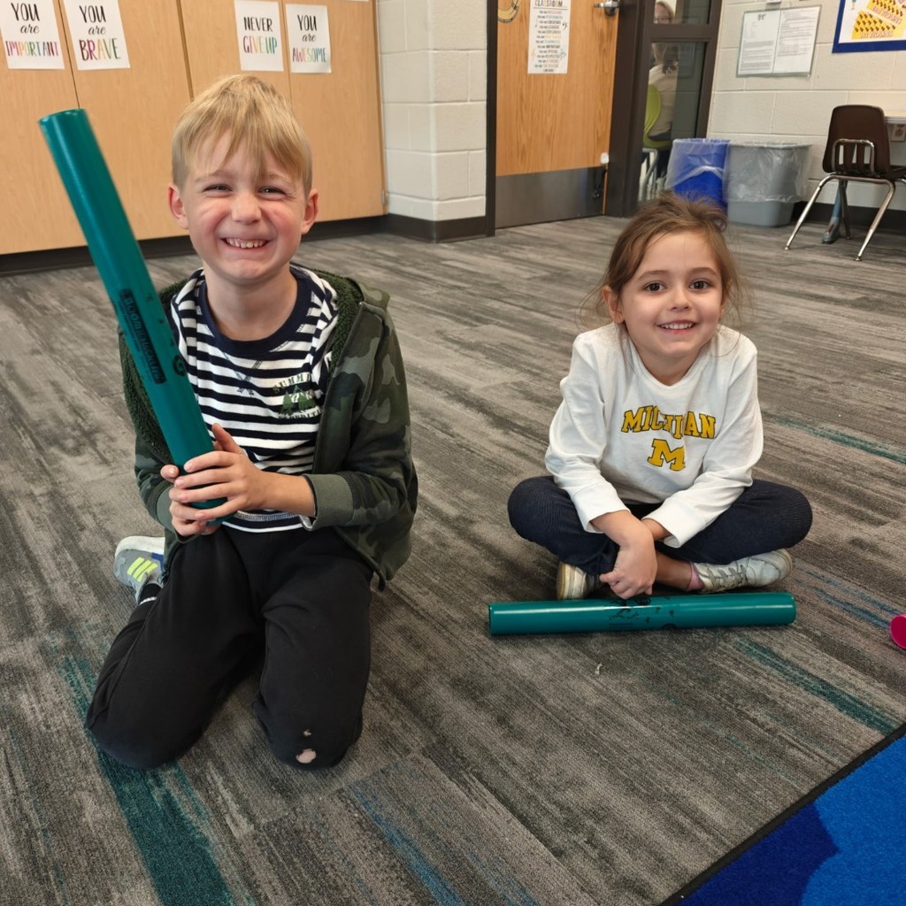 Kindergarten uses Boomwackers