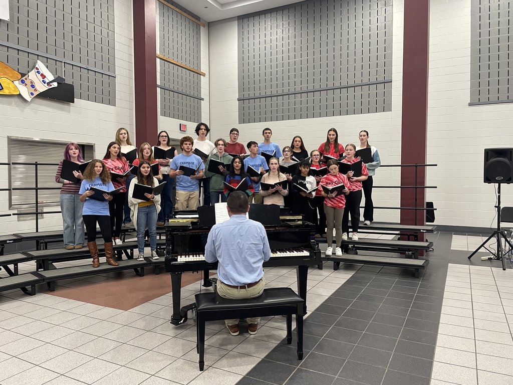 Chamber Singers at the Thanksgiving Luncheon