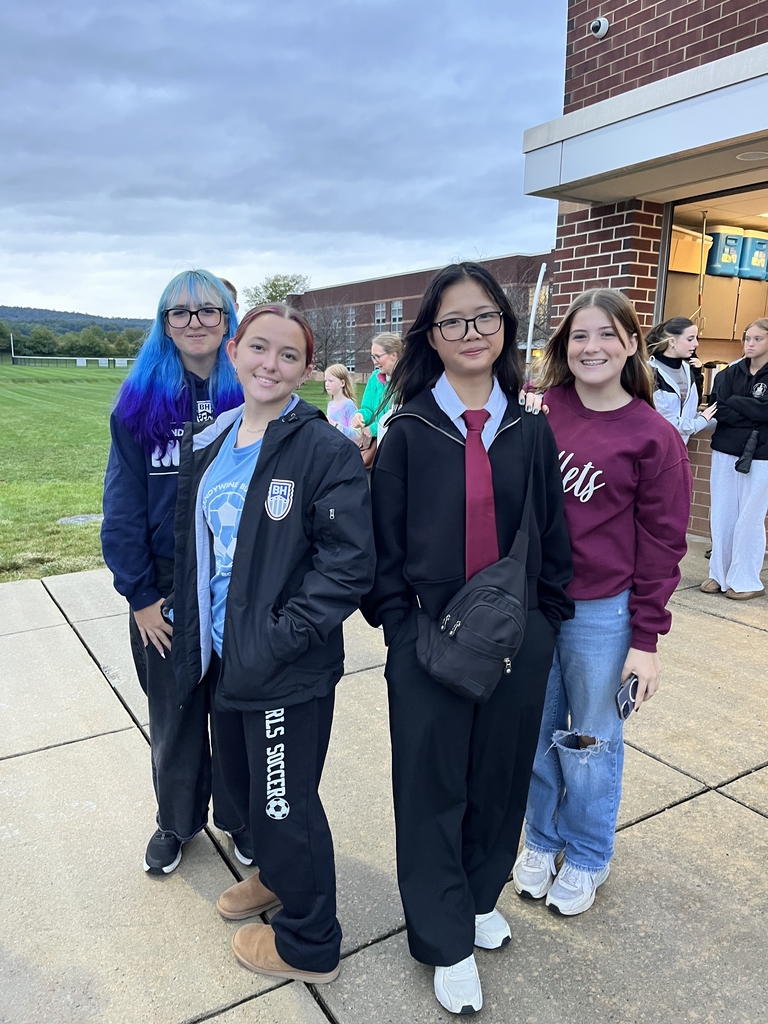 Chamber Singers students standing before their performance