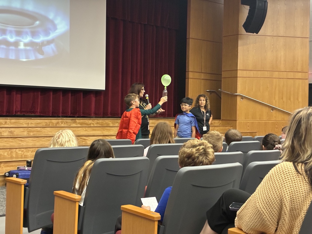 4 people with a ballon 