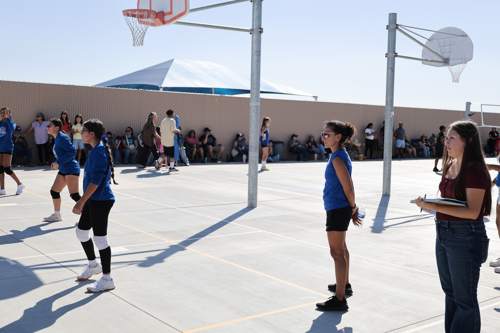 girls volleyball