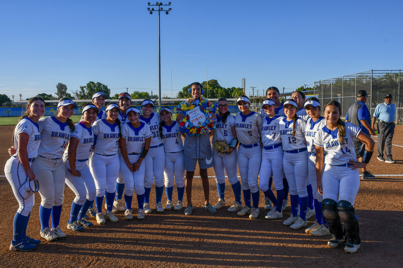 Image of Brawley softball team. 
