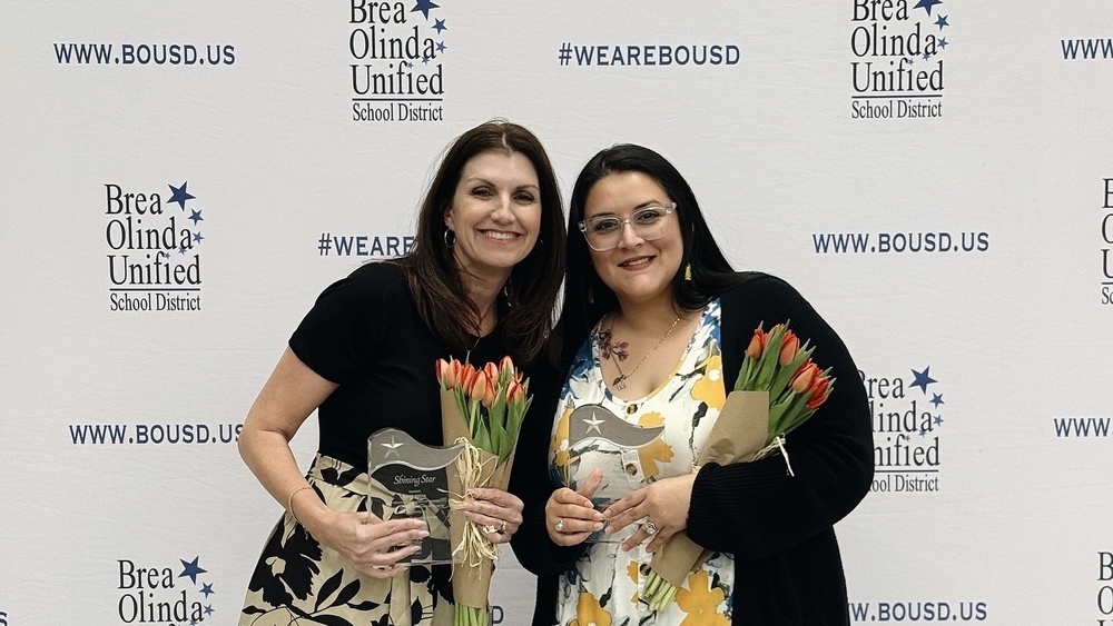 Mrs. Rivera (left) and Mrs. Molina (right)