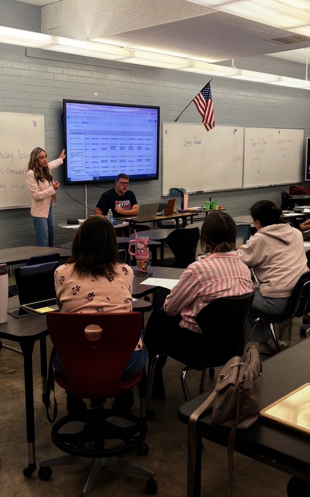 BJH and BOUSD AVID Team leads a Teacher Training on Focused Notes Taking.