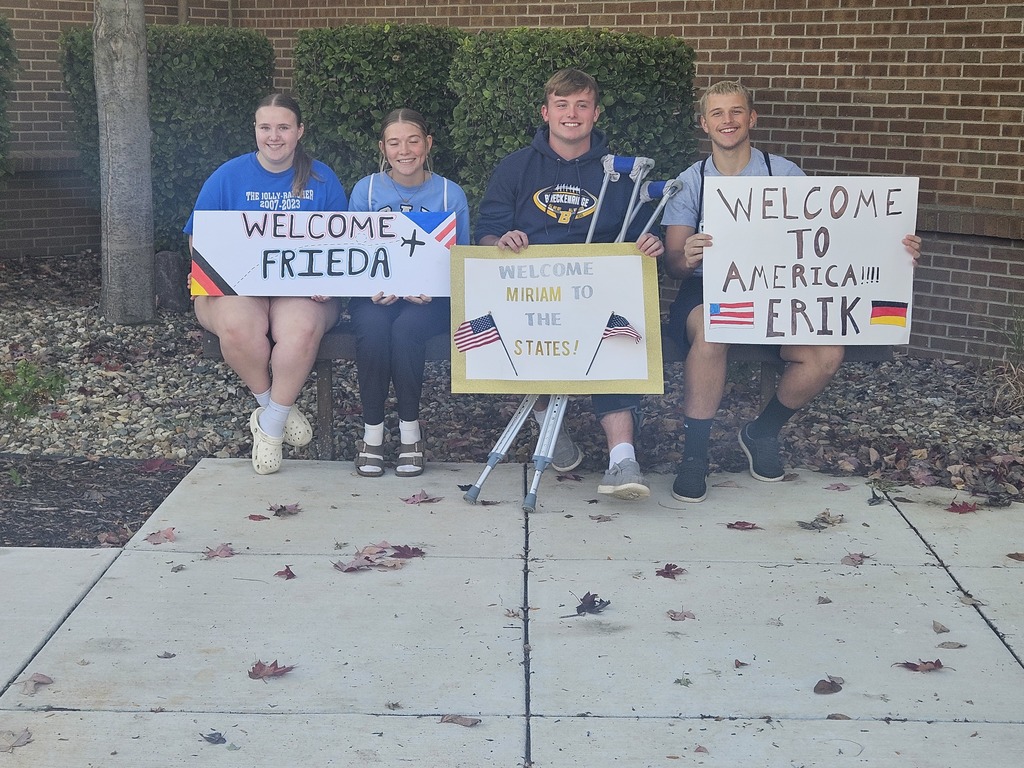 Huskie students waiting patiently for the LINKS German Exchange students from Boizenburg, Germany to arrive.