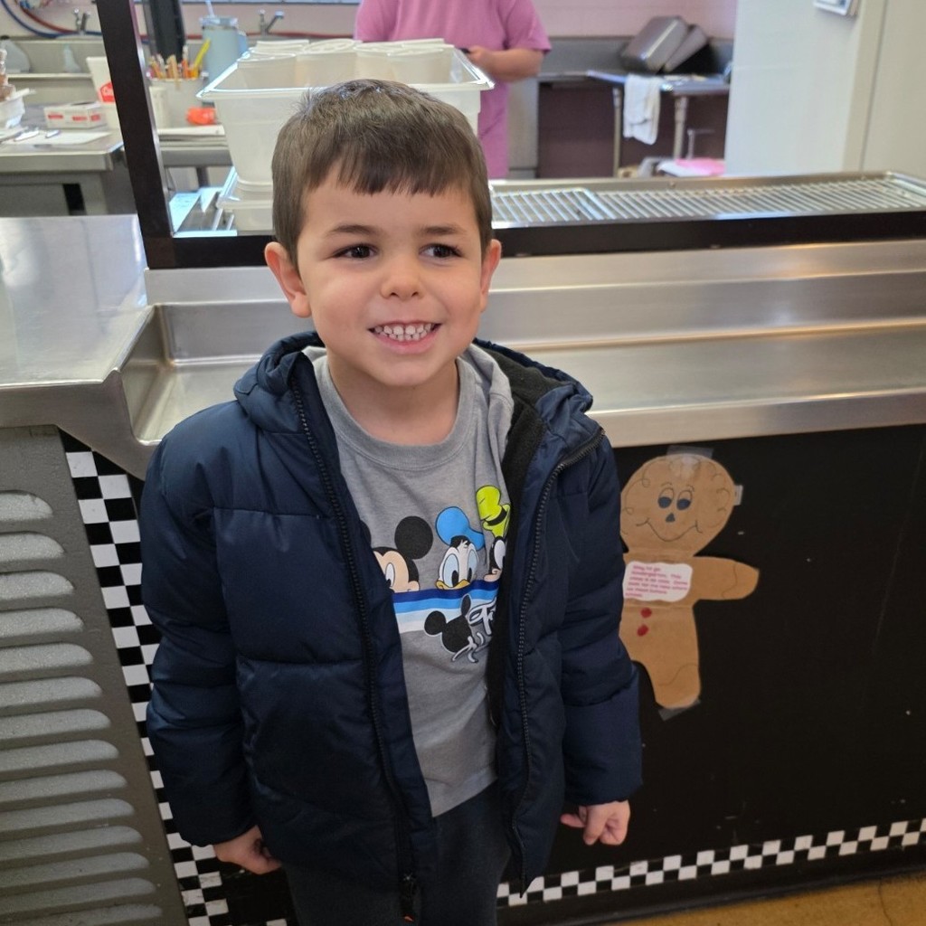 There was a clue in the lunch room.