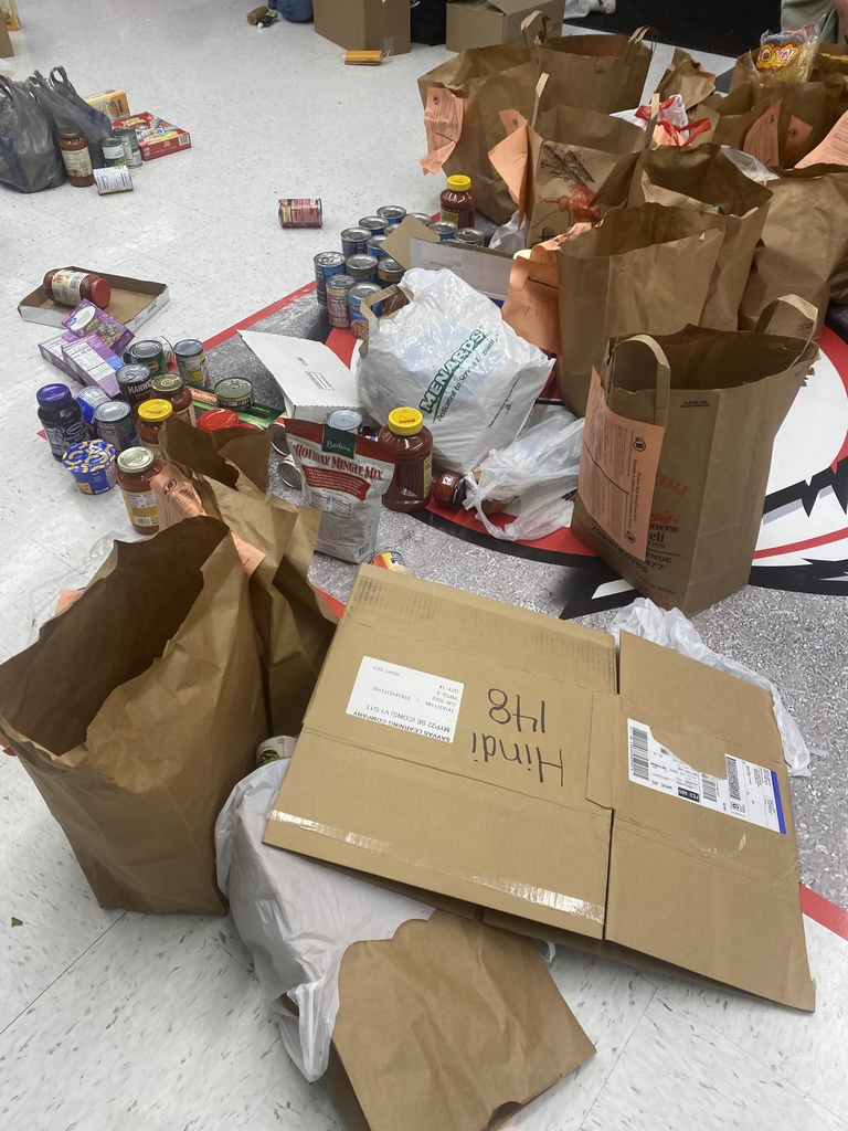 Picture of food for food drive