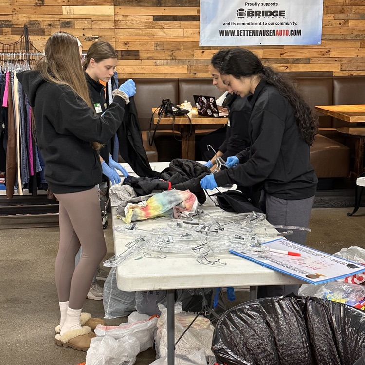 OFHS Junior Class sorting clothes