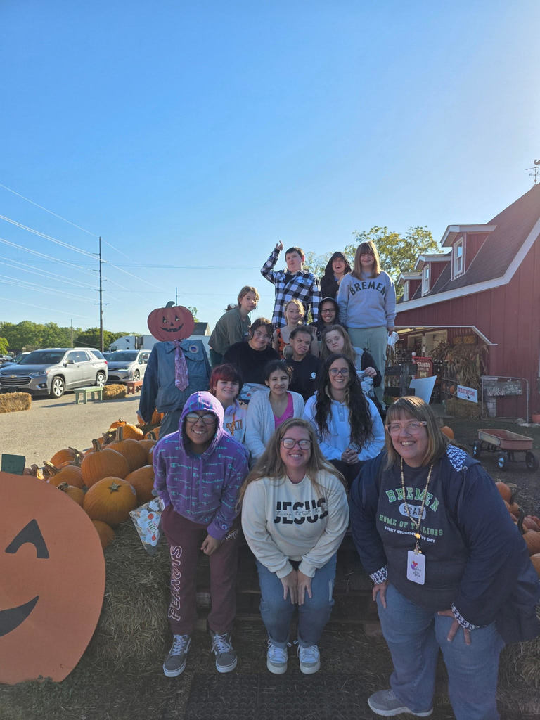 his morning we went to Kercher's for pumpkin picking and apple picking! The kids had so much fun! They look forward to this every year! 