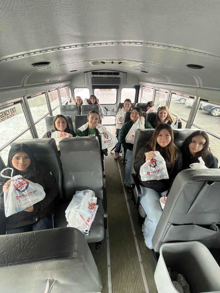 BHS Students on Bus after fabric store field trip!