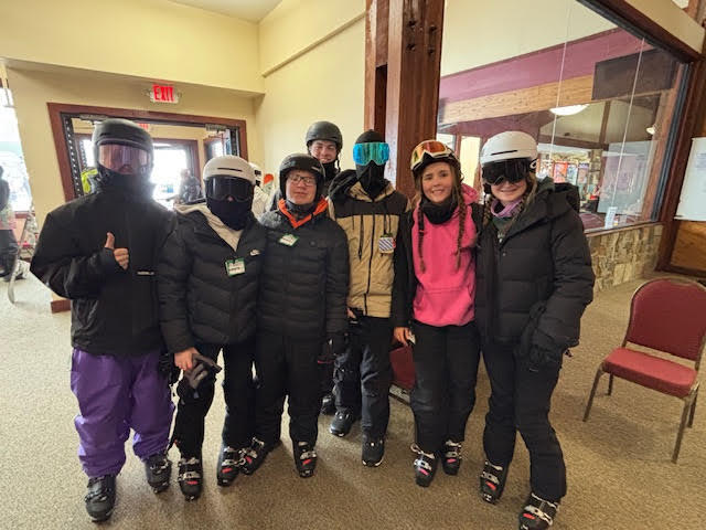 ski club students